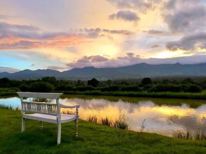 פאי Vimarnkiri Resort מראה חיצוני תמונה